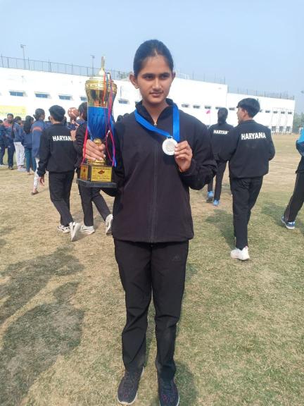 U-14 SCHOOL NATIONAL LEVEL SILVER MEDAL WINNER